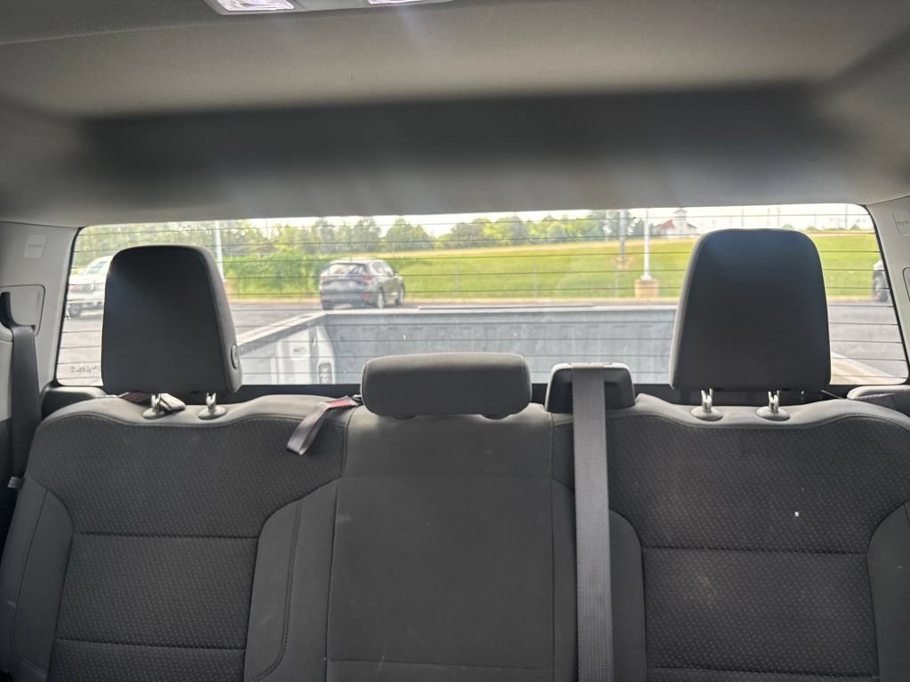 Used 2020 Chevrolet Silverado 1500 Custom w/ Custom Value Package RWD image 6