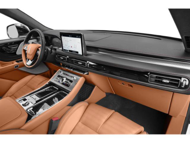 Used 2023 Lincoln Aviator Black Label w/ Dynamic Handling Package AWD/4WD image 18