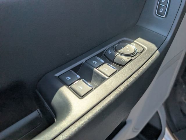 New 2026 Ford F550 4x4 Crew Cab image 17