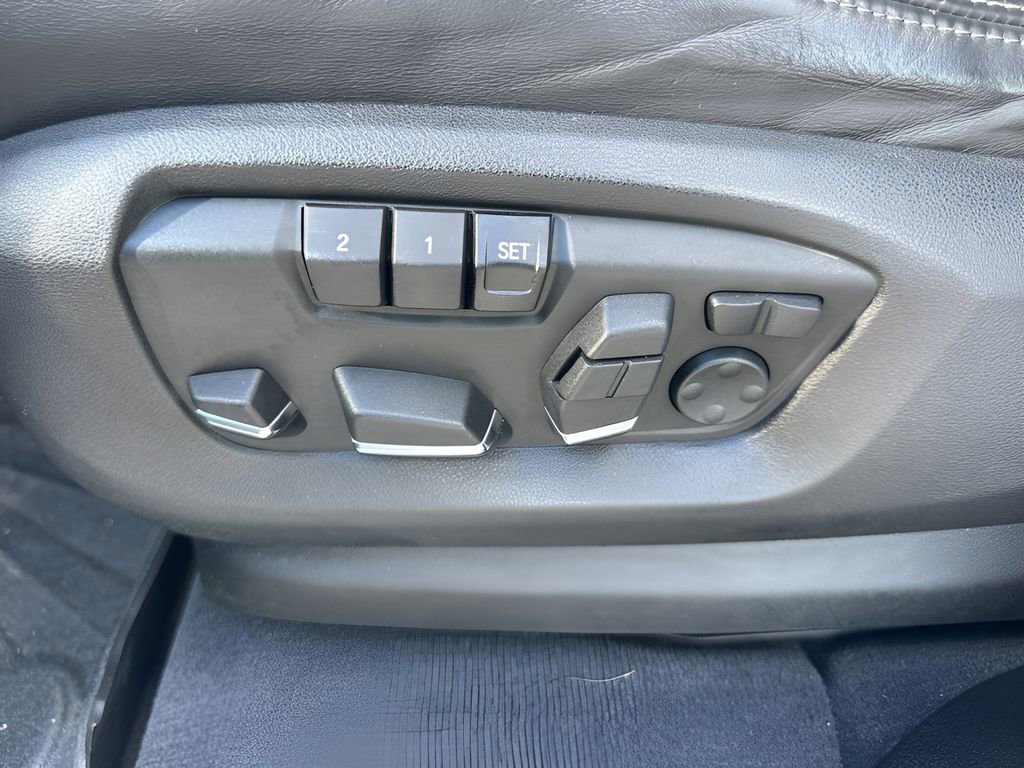 Used 2016 BMW X5 M image 10