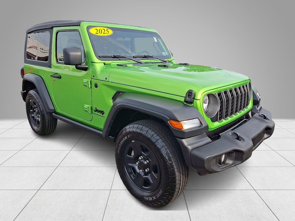 Used 2025 Jeep Wrangler Sport AWD/4WD image 4
