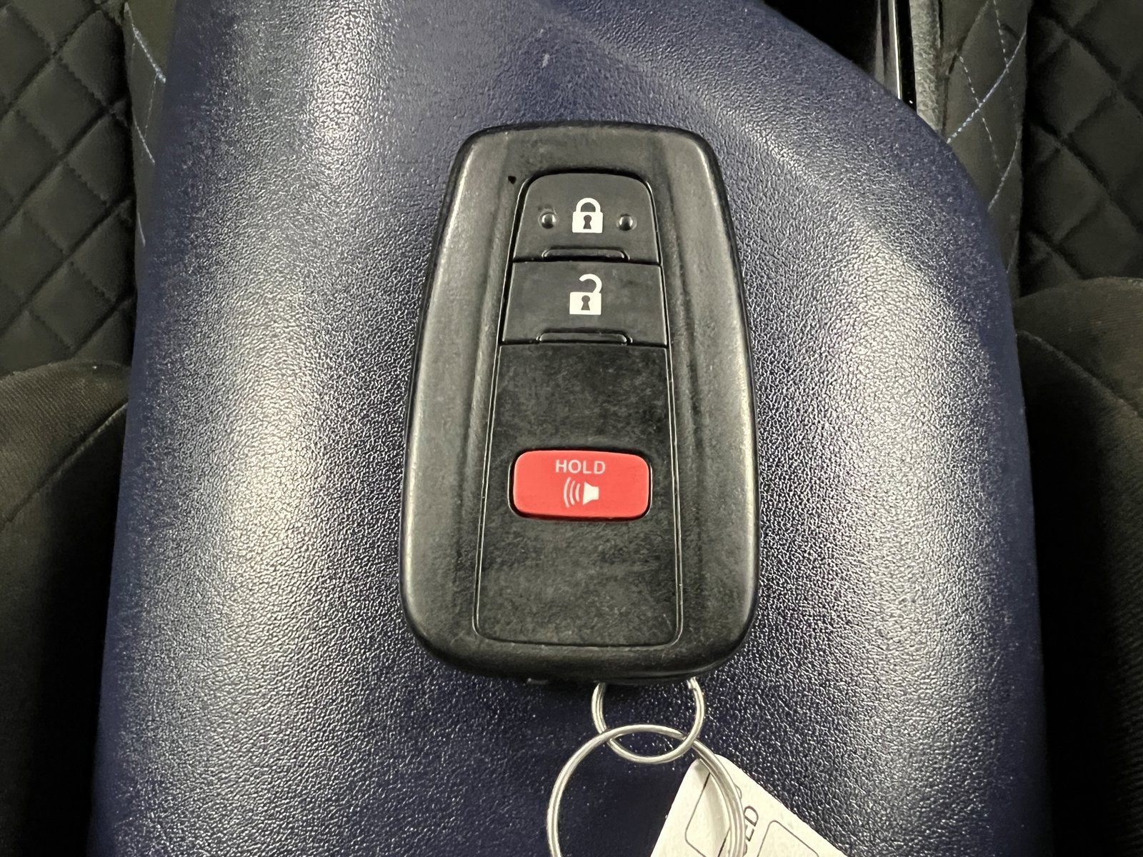 Used 2021 Toyota C-HR XLE FWD image 32