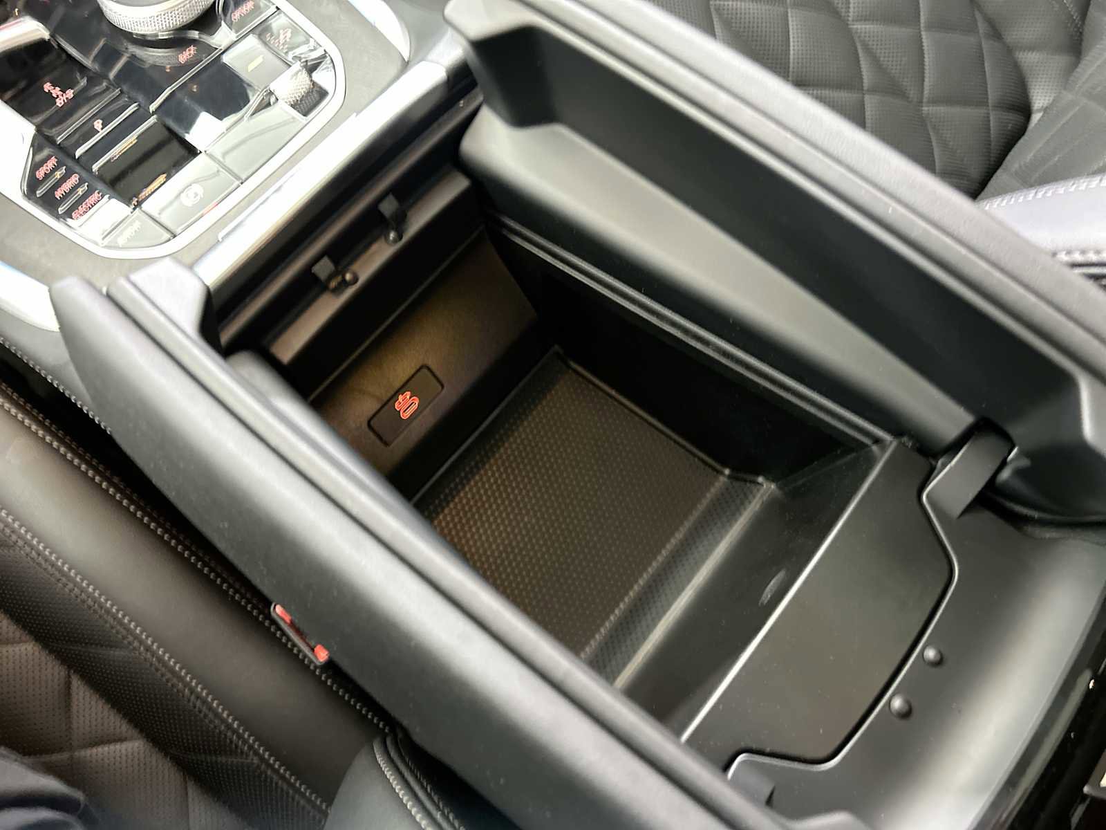 Used 2025 BMW X5 xDrive50e image 23