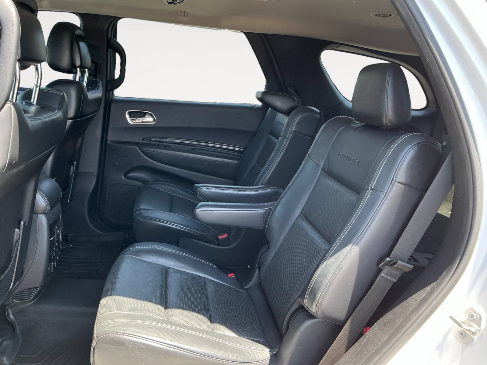 Used 2015 Dodge Durango Citadel w/ Technology Group AWD/4WD image 13