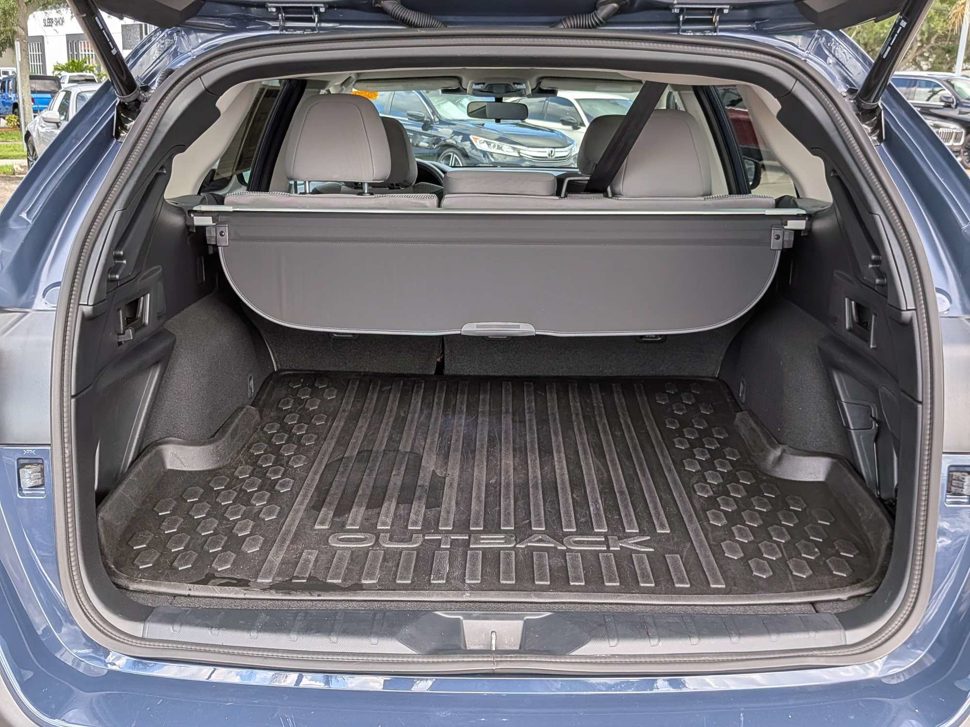 Certified 2025 Subaru Outback Premium AWD/4WD image 13