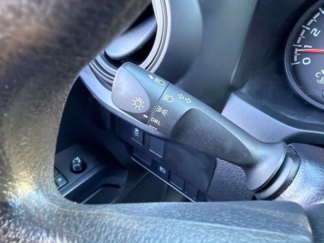 Used 2021 Toyota Tacoma SR AWD/4WD image 22