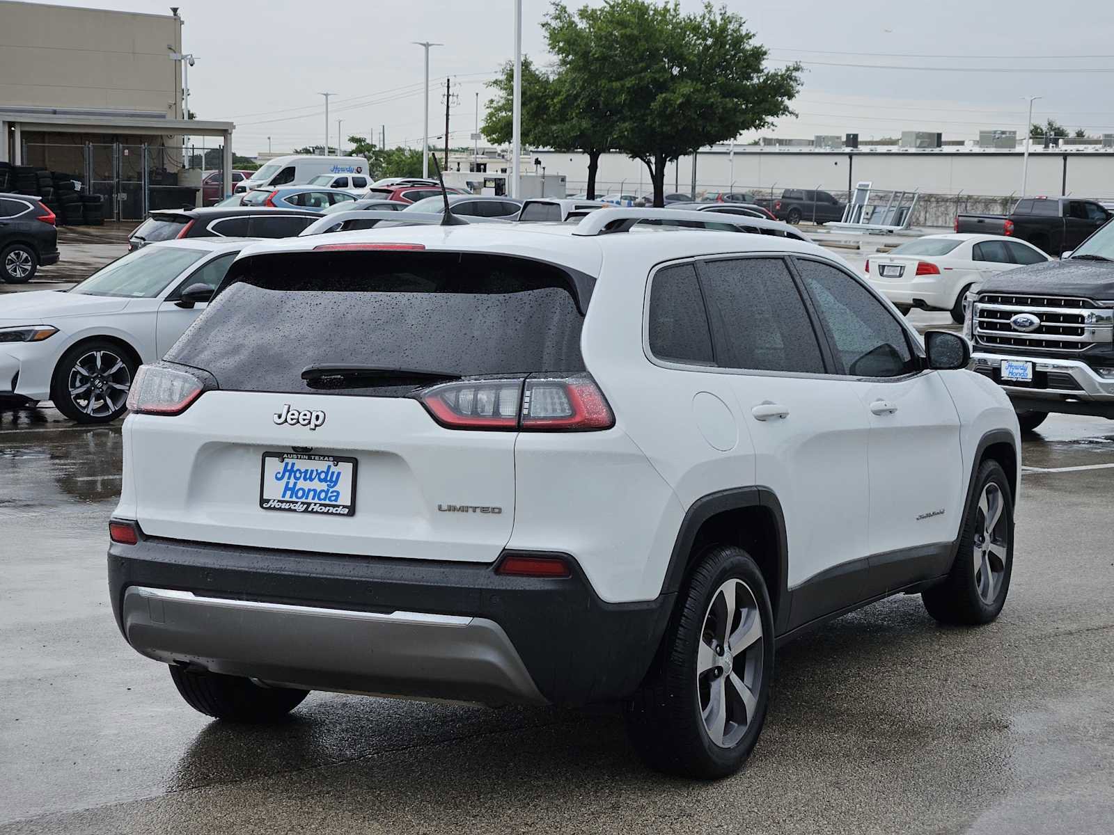Used 2019 Jeep Cherokee Limited FWD image 6
