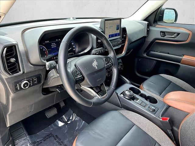 Used 2023 Ford Bronco Sport Outer Banks w/ Tech Package AWD/4WD image 14