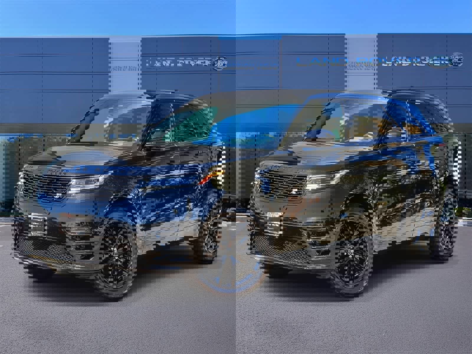 Certified 2025 Land Rover Range Rover Velar Dynamic SE