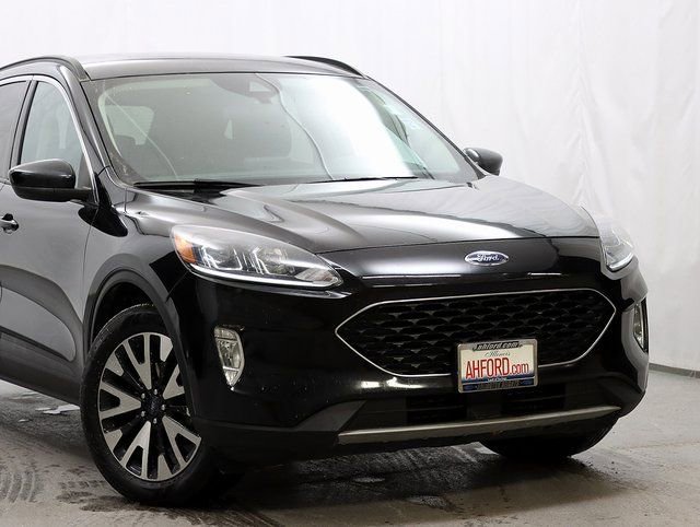 Used 2020 Ford Escape SEL image 2