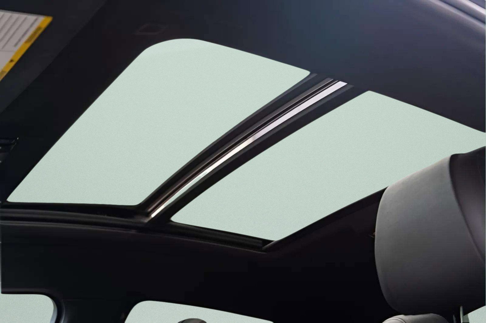 Used 2021 BMW X6 xDrive40i w/ M Sport Package image 50