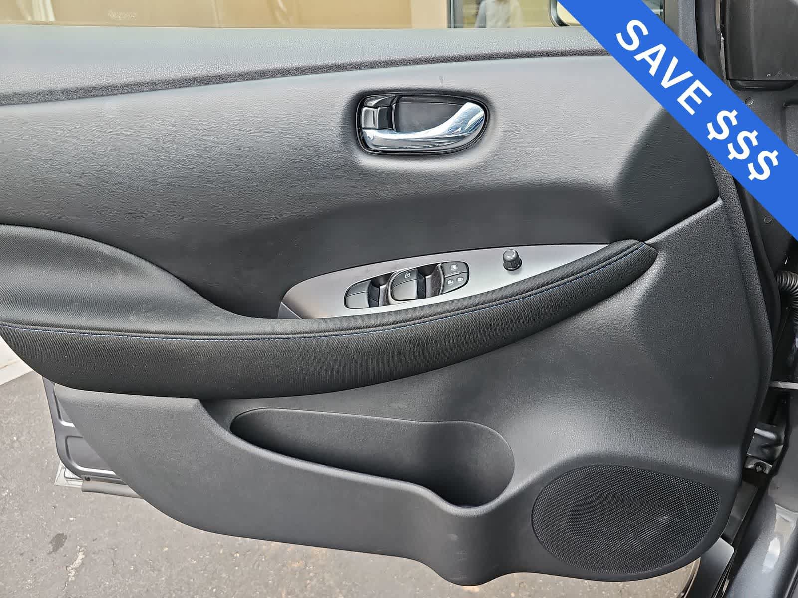 Used 2025 Nissan Leaf S FWD image 26