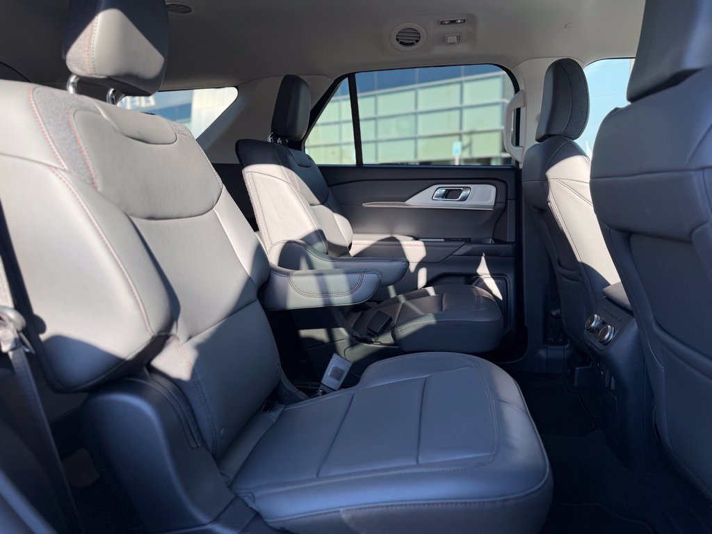 New 2026 Ford Explorer Active w/ Active Comfort Package AWD/4WD image 11