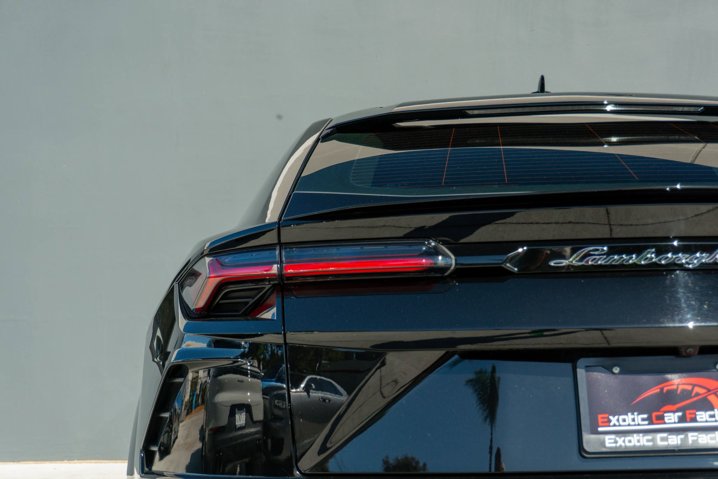 Used 2020 Lamborghini Urus image 43