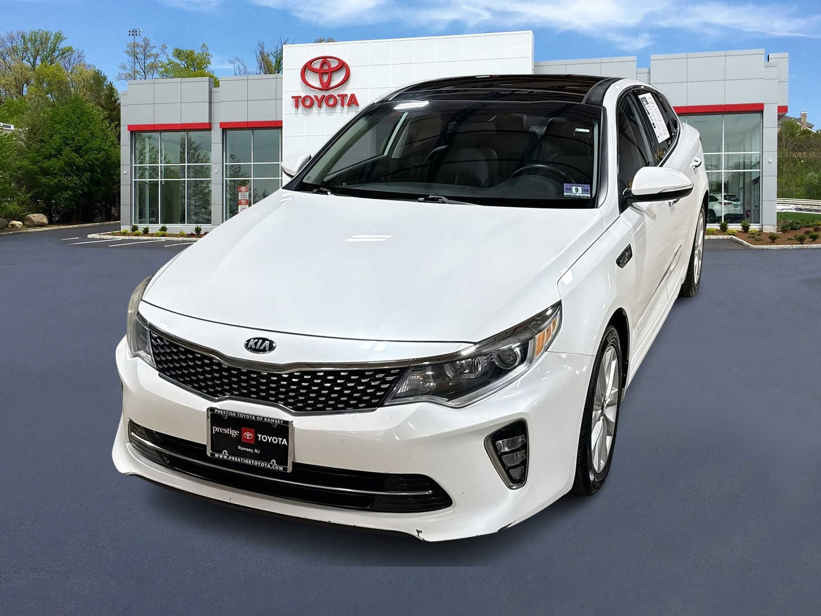 Used 2018 Kia Optima S w/ Panoramic Sunroof Package
