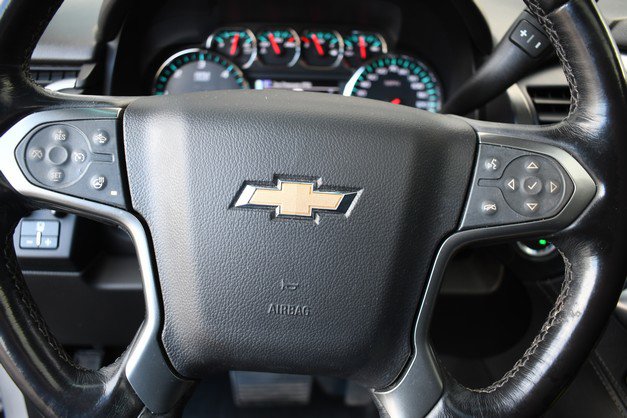 Used 2018 Chevrolet Suburban Premier image 33