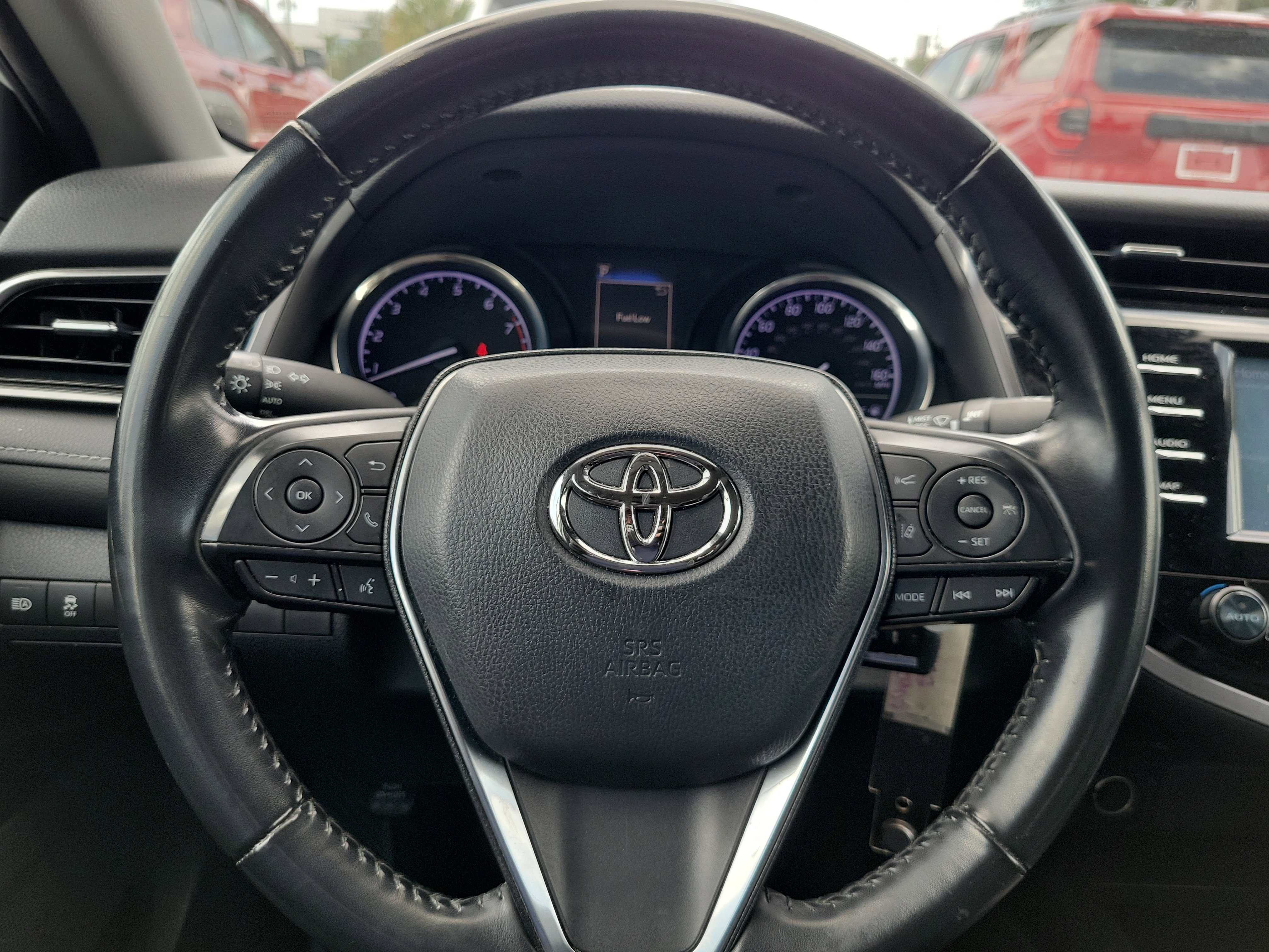 Used 2020 Toyota Camry SE FWD image 23