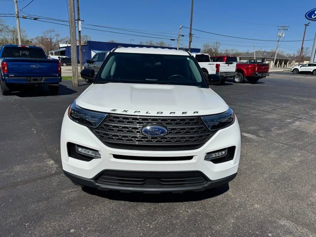 Used 2023 Ford Explorer XLT w/ Equipment Group 202A image 18