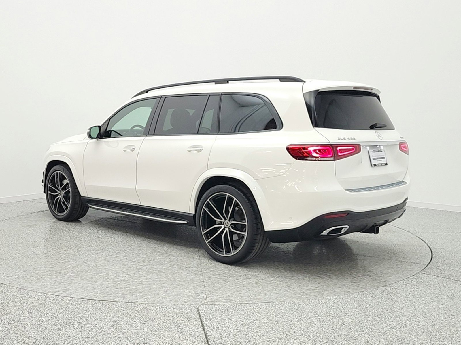 Used 2023 Mercedes-Benz GLS 450 4MATIC image 7