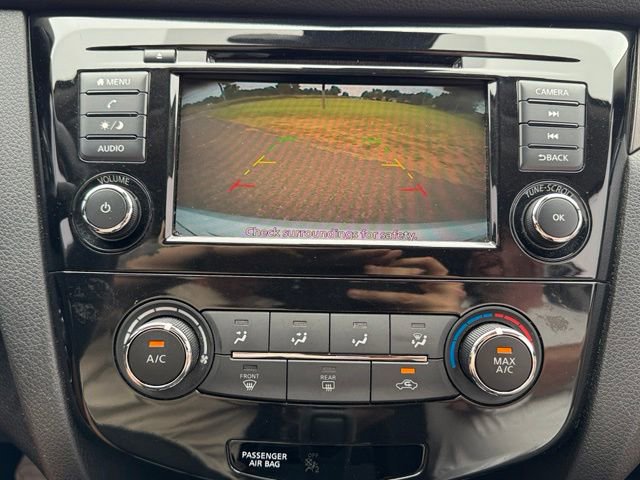 Used 2021 Nissan Rogue Sport S AWD/4WD image 16