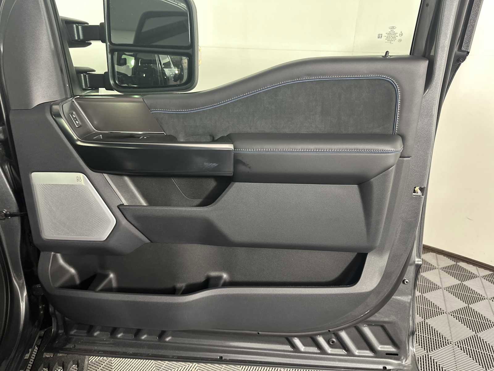 New 2026 Ford F250 Platinum w/ Tremor Off-Road Package image 13