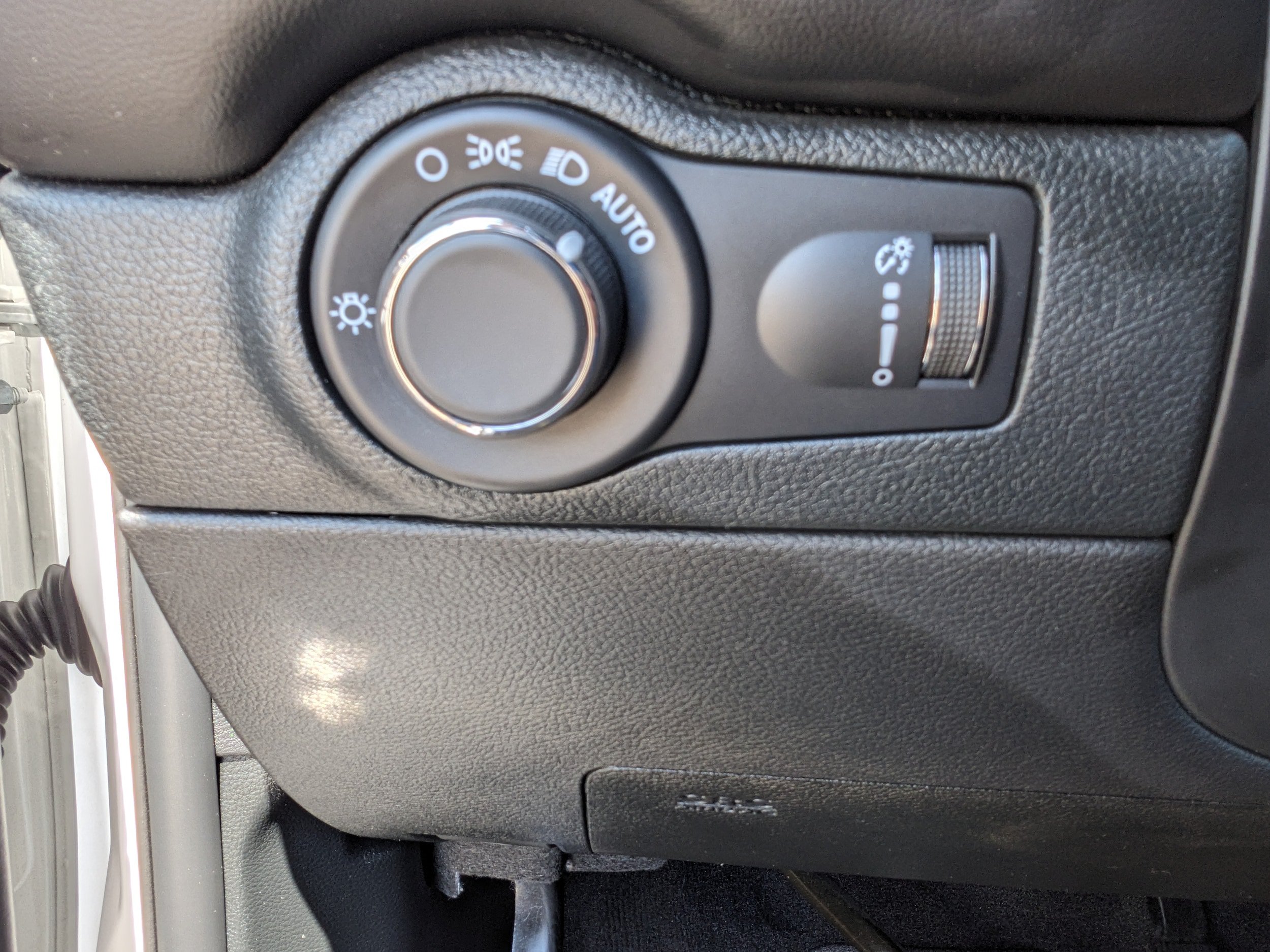 Used 2025 Dodge Durango GT AWD/4WD image 29