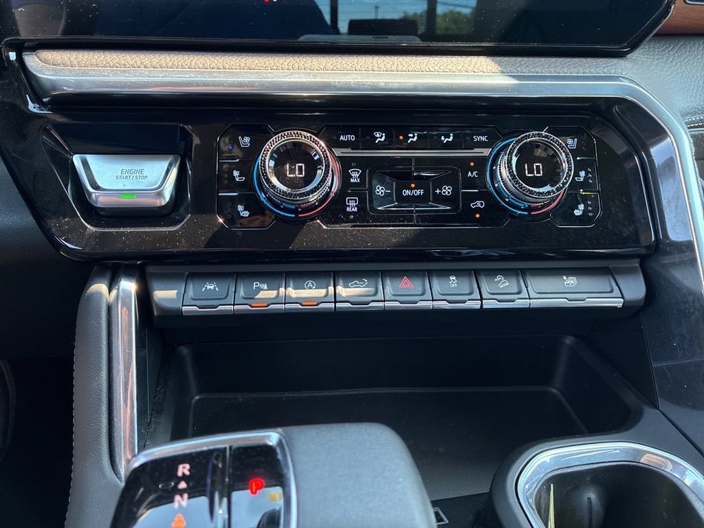 Used 2022 GMC Sierra 1500 Denali AWD/4WD image 22