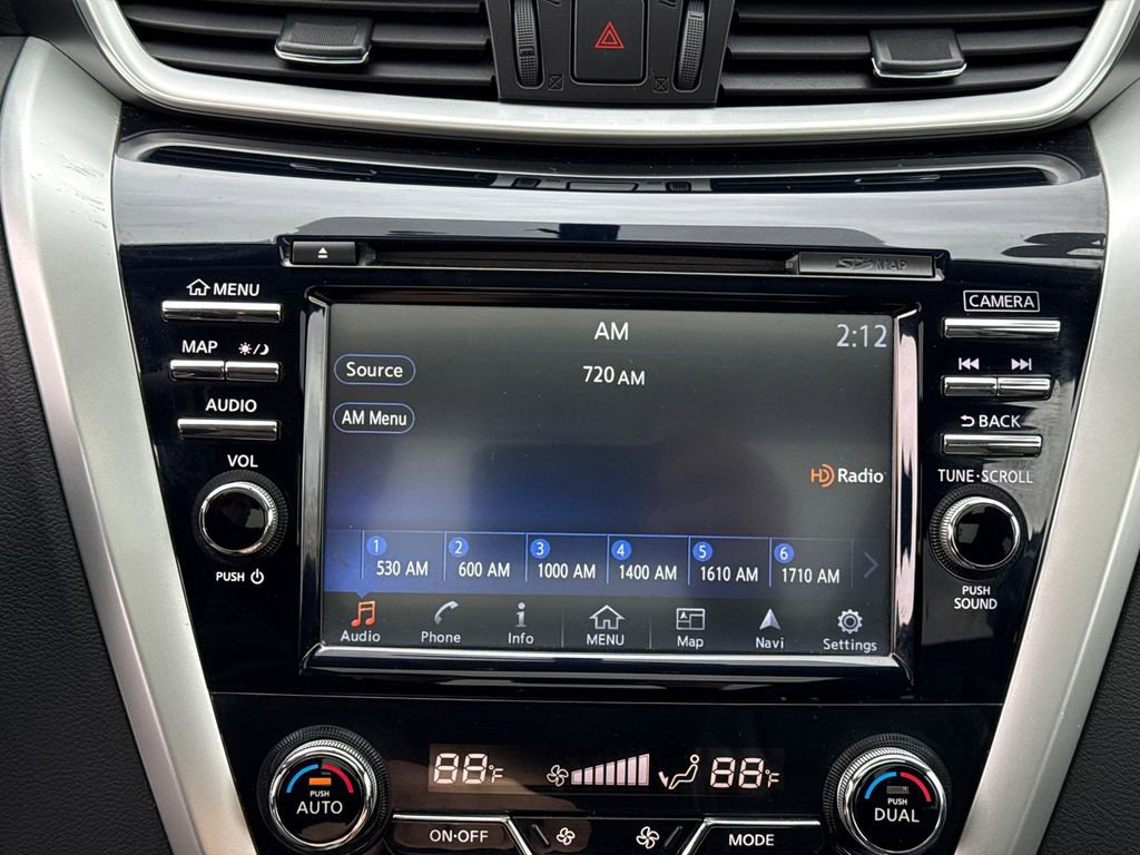 Used 2018 Nissan Murano Platinum w/ Cargo Package image 24