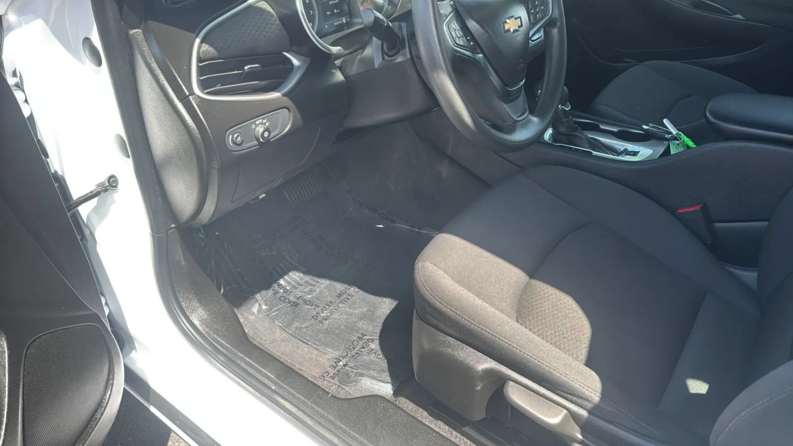 Used 2025 Chevrolet Malibu LS FWD image 27