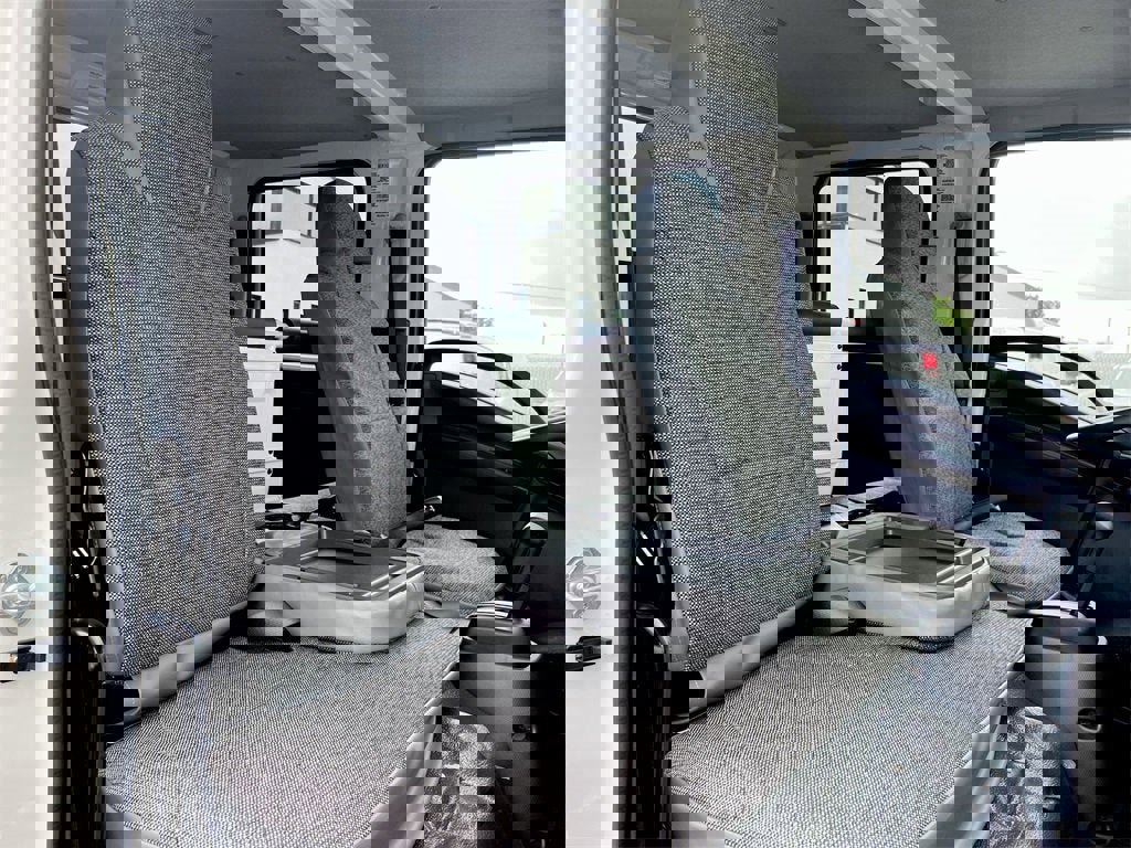 New 2025 Chevrolet Low Cab Forward image 12