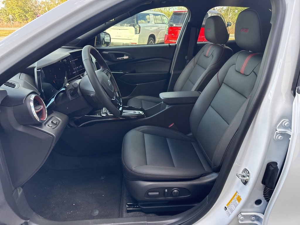 New 2026 Chevrolet Trax RS w/ Sunroof Package image 10