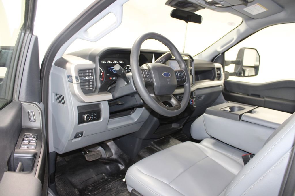 Used 2023 Ford F350 XL w/ Snow Plow Prep Package image 24
