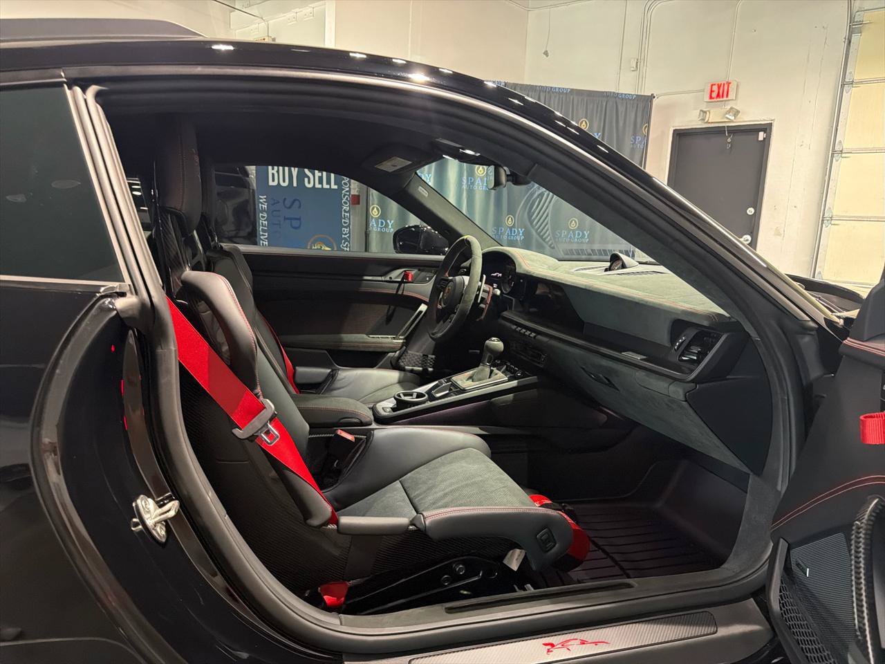 Used 2025 Porsche 911 GT3 RS RWD image 29
