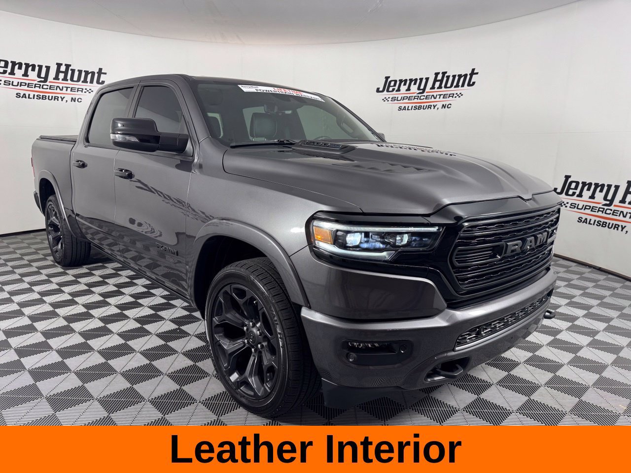 Used 2024 RAM 1500 Limited AWD/4WD image 6