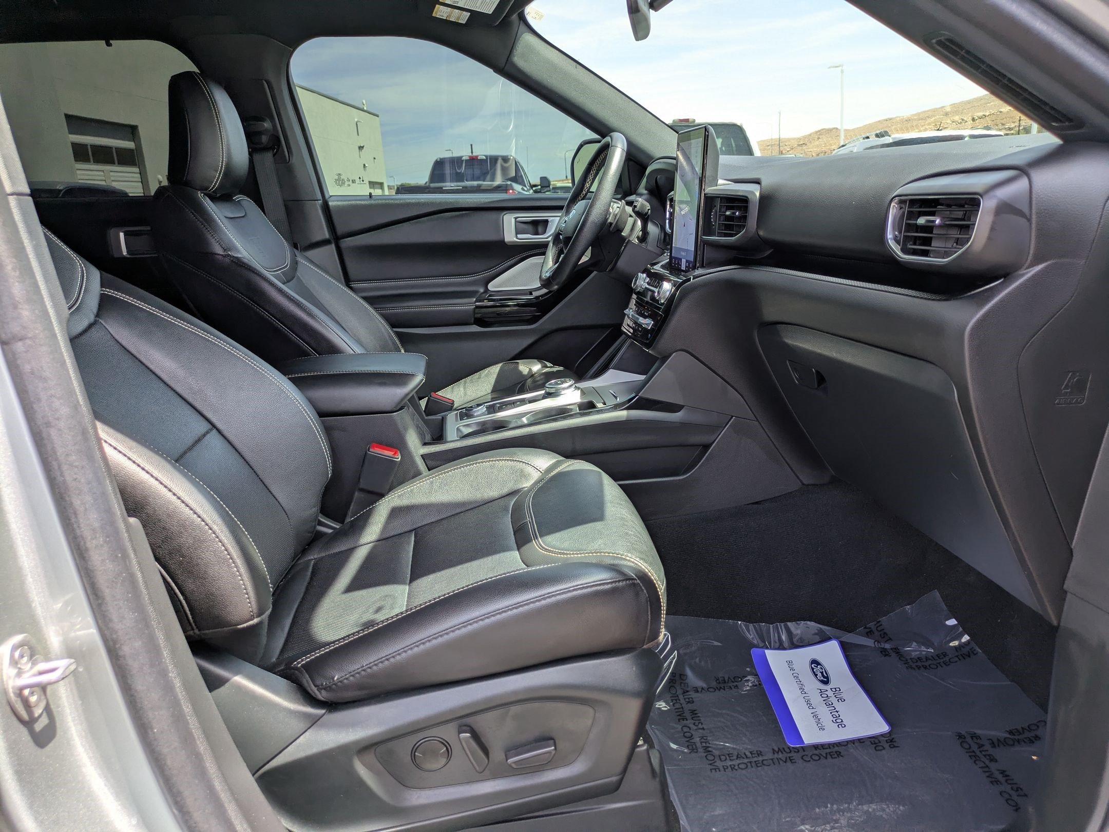 Used 2023 Ford Explorer ST w/ Equipment Group 401A AWD/4WD image 34