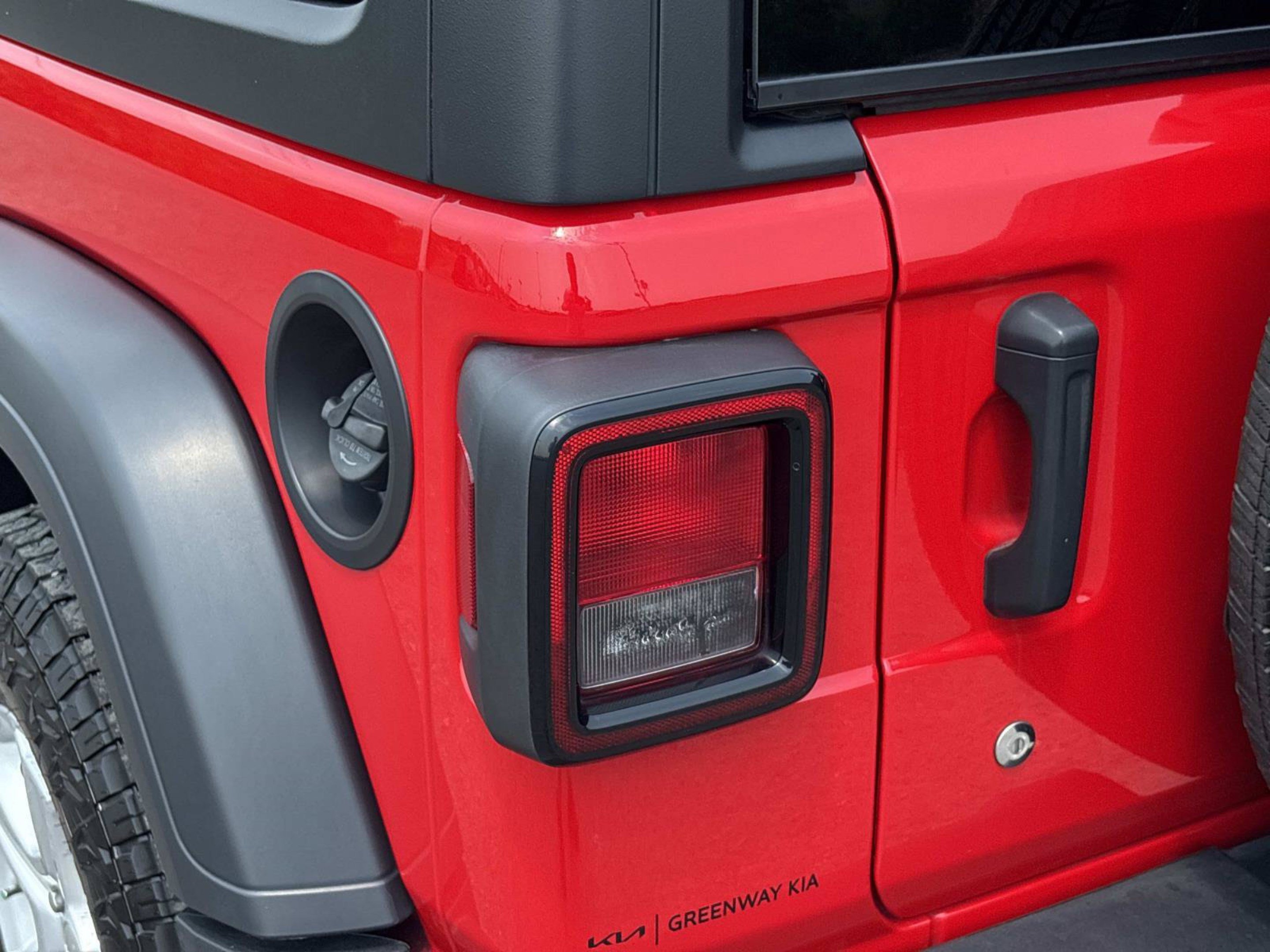 Used 2020 Jeep Wrangler Sport AWD/4WD image 34