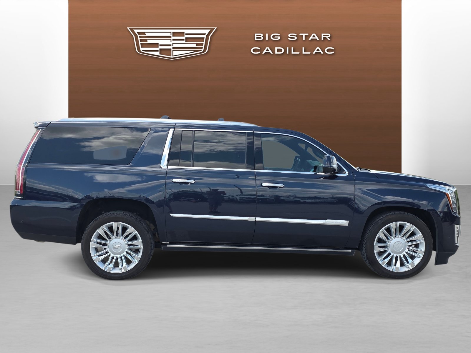 Used 2020 Cadillac Escalade ESV Platinum AWD/4WD image 6