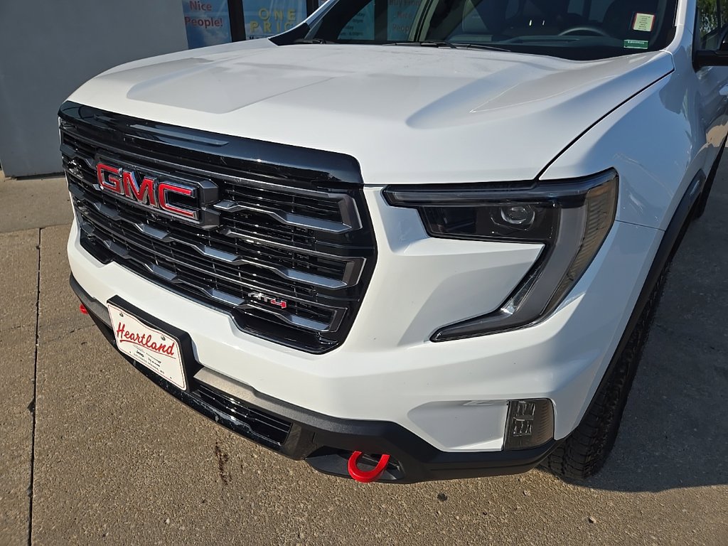 Used 2026 GMC Acadia AT4 w/ Luxury Package AWD/4WD image 18
