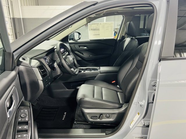 New 2026 Nissan Rogue SV image 20