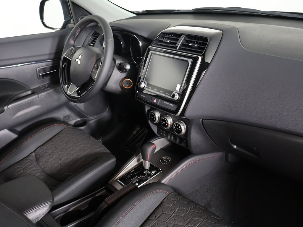 New 2027 Mitsubishi Outlander Sport LE AWD/4WD image 24