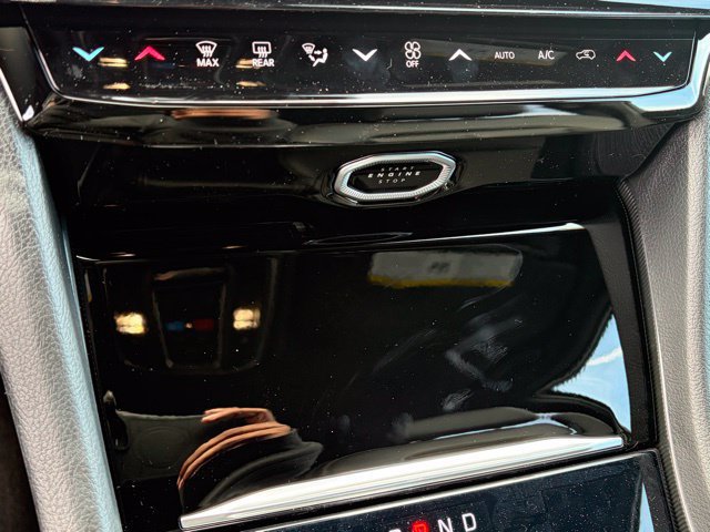 New 2026 Jeep Grand Cherokee Limited w/ Limited Altitude Package AWD/4WD image 24