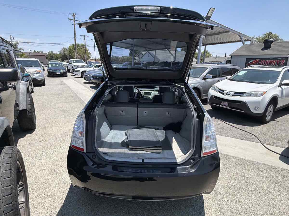 Used 2011 Toyota Prius Four w/ Solar Roof Pkg FWD image 15