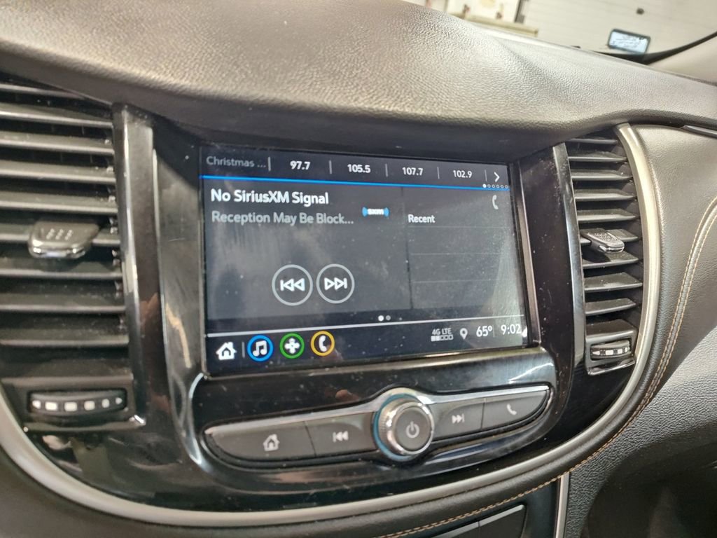Used 2019 Chevrolet Trax LT AWD/4WD image 22
