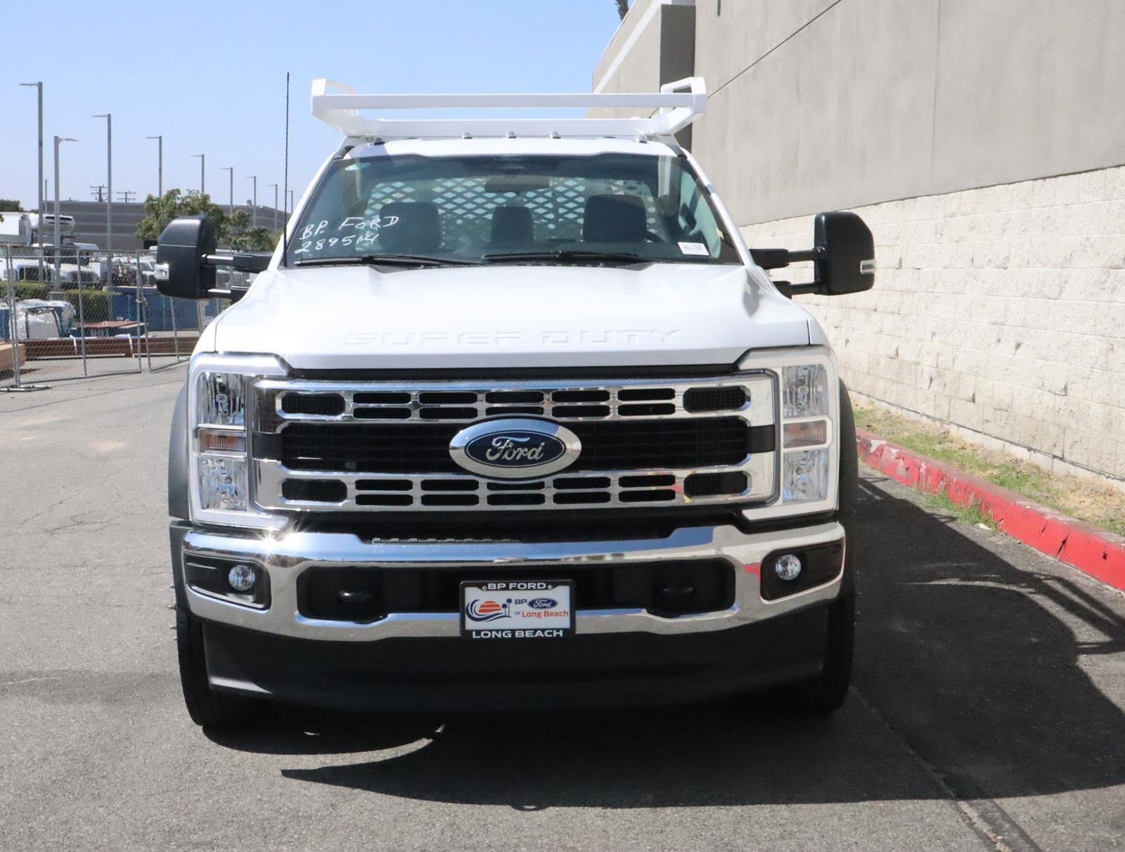 Used 2024 Ford F450 XL image 3