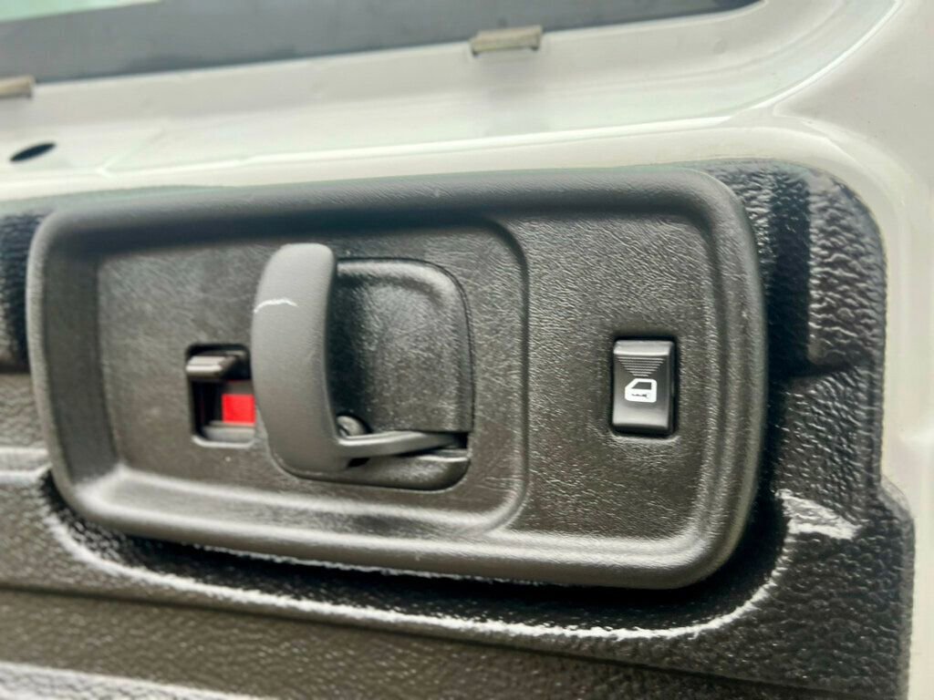 Used 2024 GMC Savana 2500 RWD 2500 135 w/ Driver Convenience Package image 9