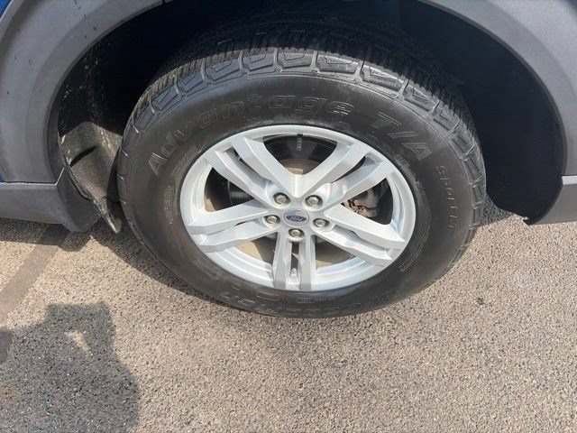 Used 2021 Ford Explorer XLT AWD/4WD image 47