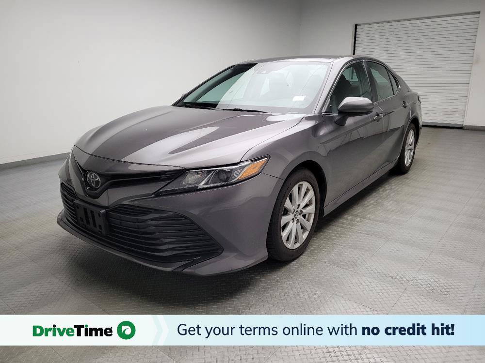 Used 2019 Toyota Camry LE FWD image 1