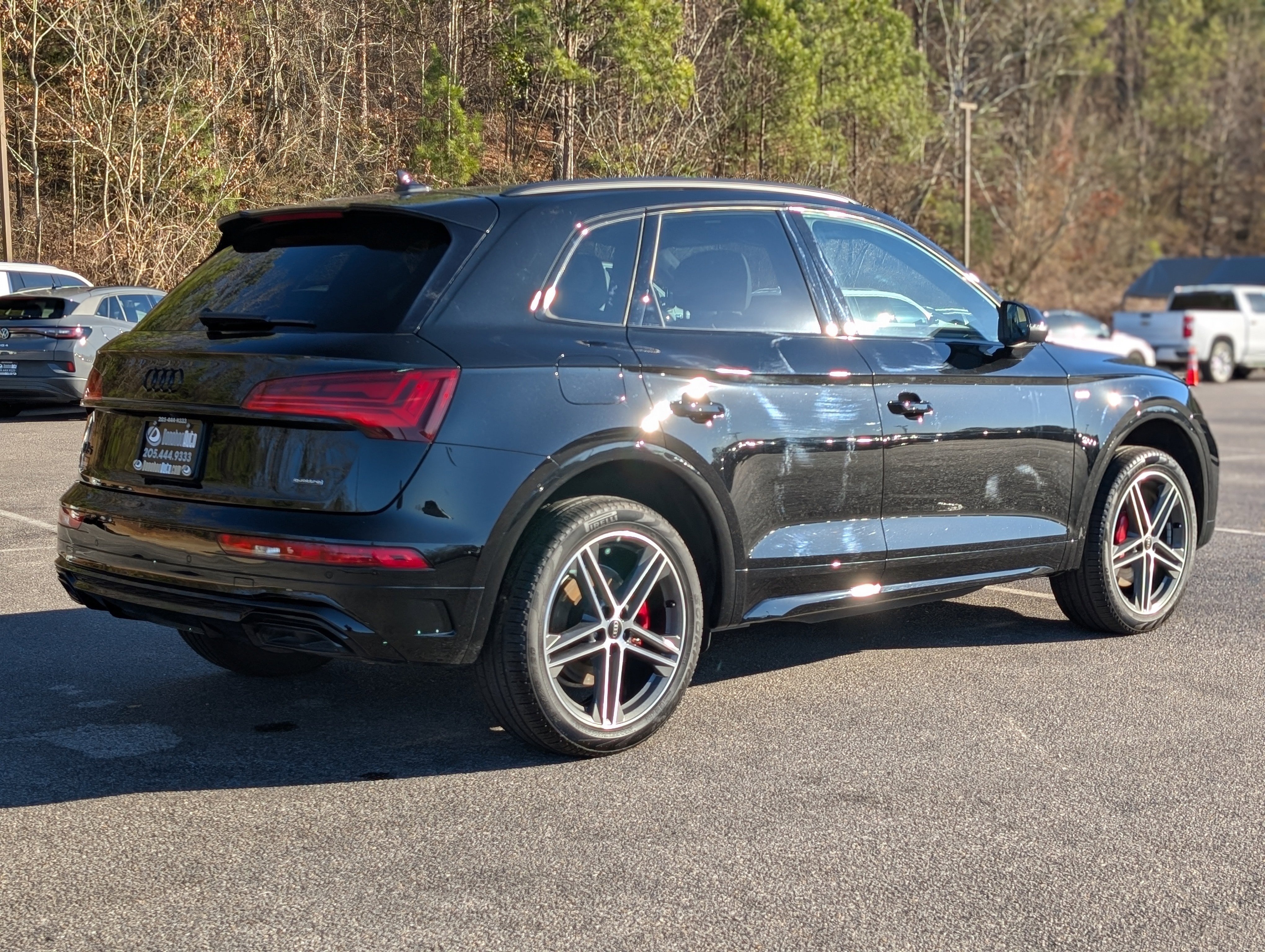 Used 2024 Audi Q5 e Premium Plus w/ Premium Plus Package image 10