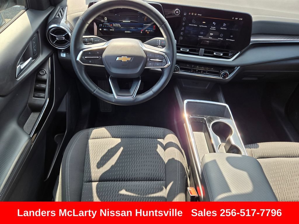 Used 2025 Chevrolet Equinox LT AWD/4WD image 15