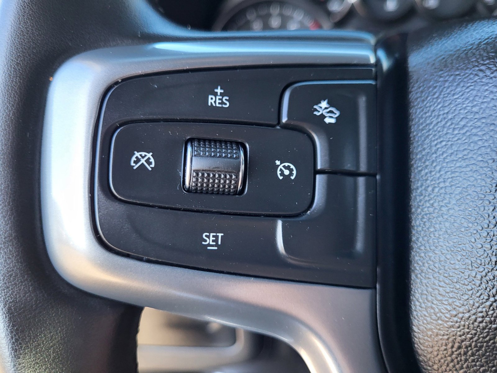 Used 2023 Chevrolet Tahoe LS image 26